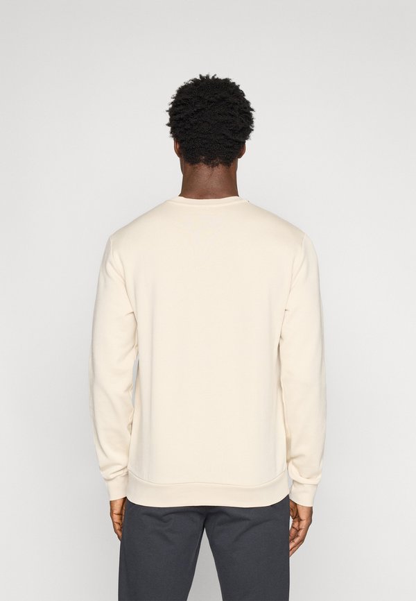 EA7 Emporio Armani