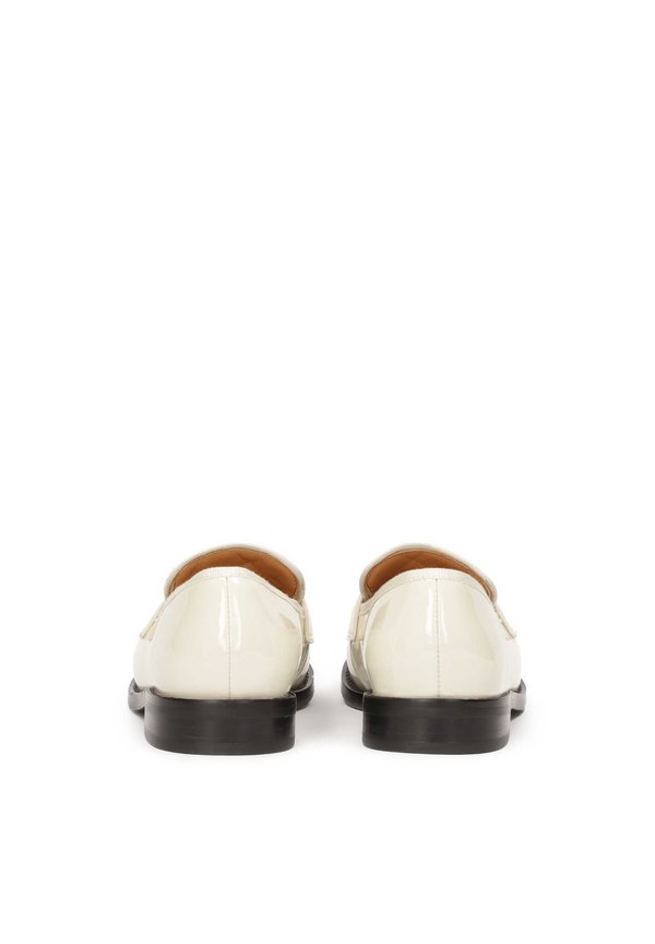 Kazar IVESDALE