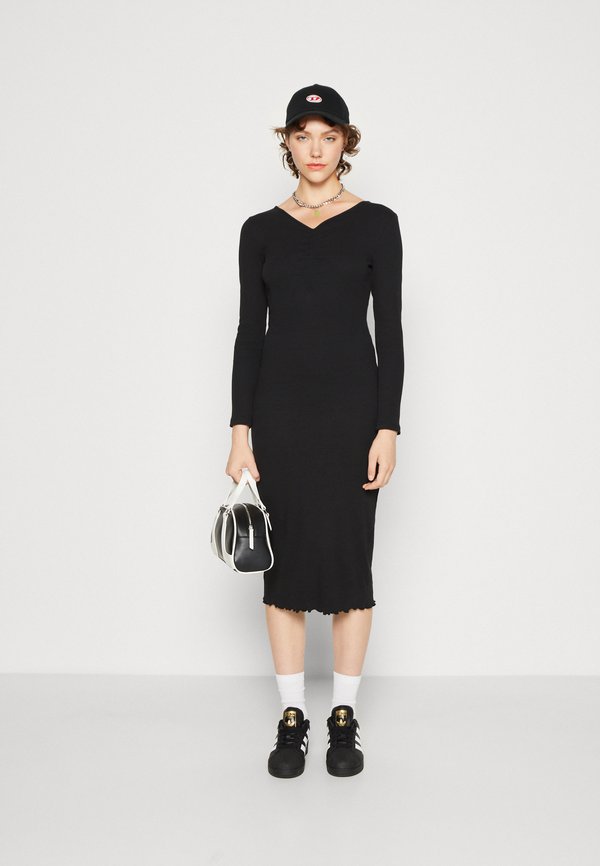 Pieces PCCAMMA V NECK LONG DRESS