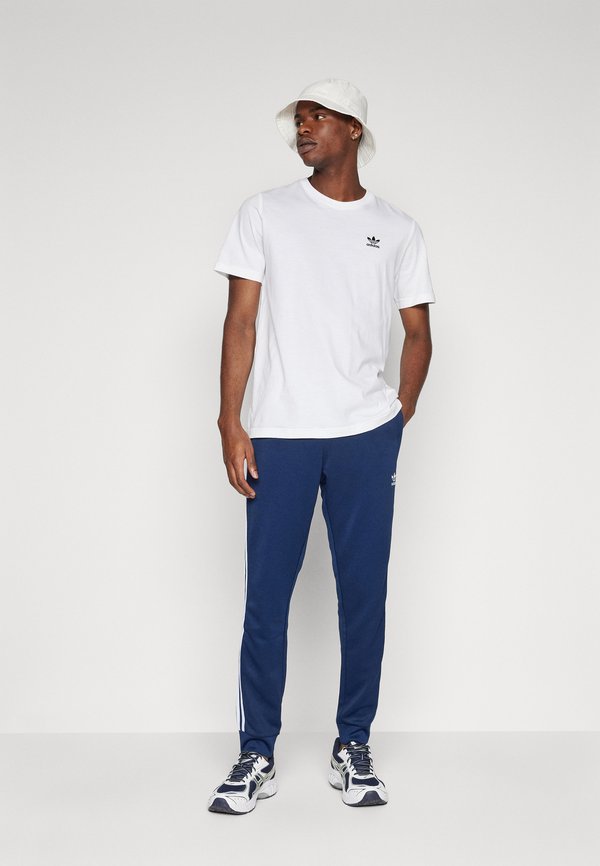 adidas Originals ADICOLOR CLASSICS SUPERSTAR TRACK PANTS