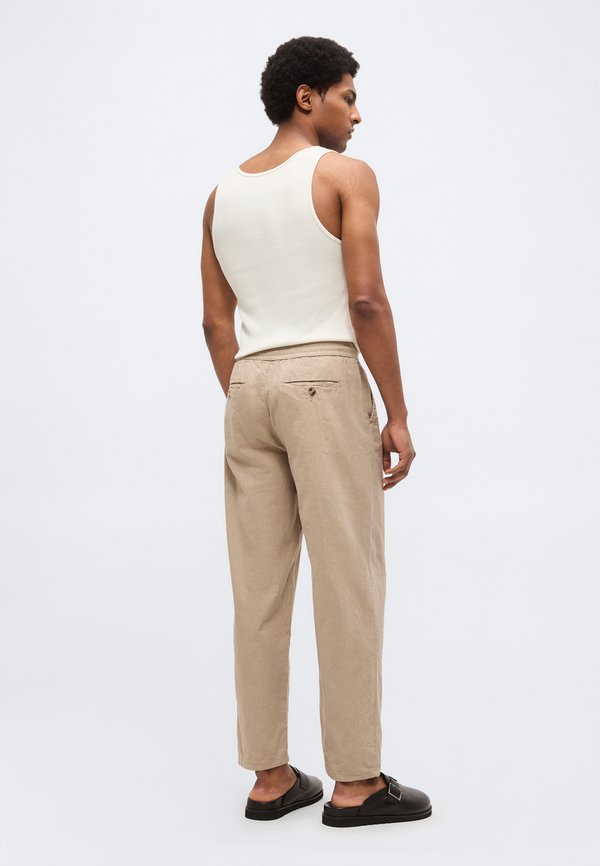 Lindbergh WIDE FIT PANTS
