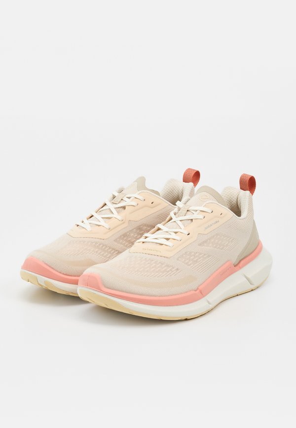 ECCO BIOM 2.2
