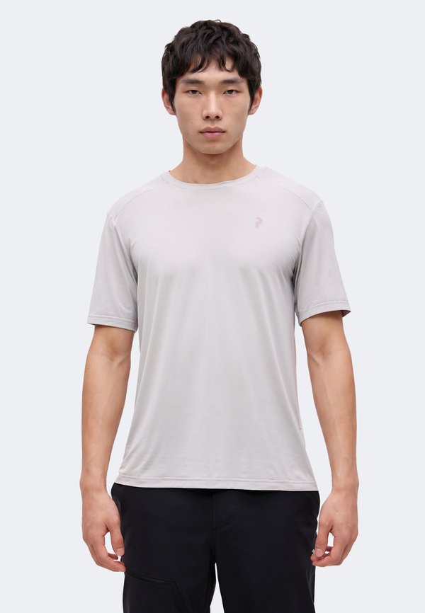 Peak Performance REPEL TEE
