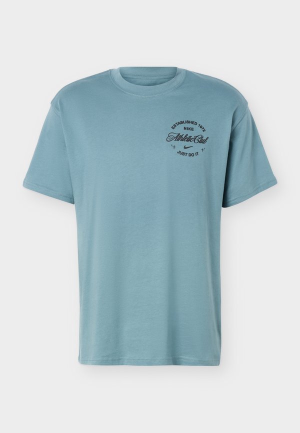 Nike Performance TEE GRIT - Print T-shirt - mineral slate/steam