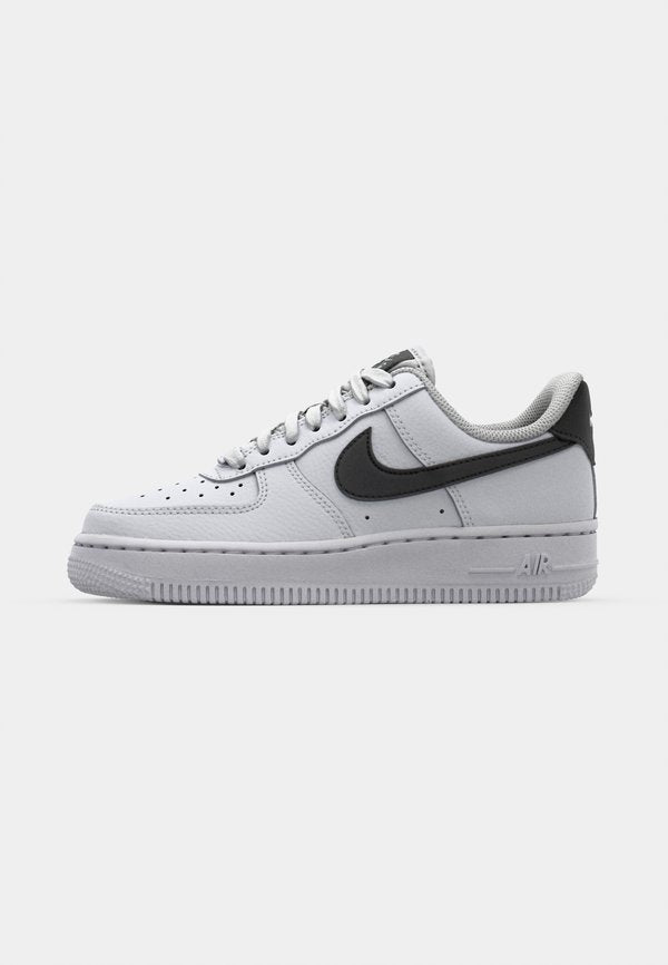 Nike Sportswear AIR FORCE 1 07 - Trainers - white/black