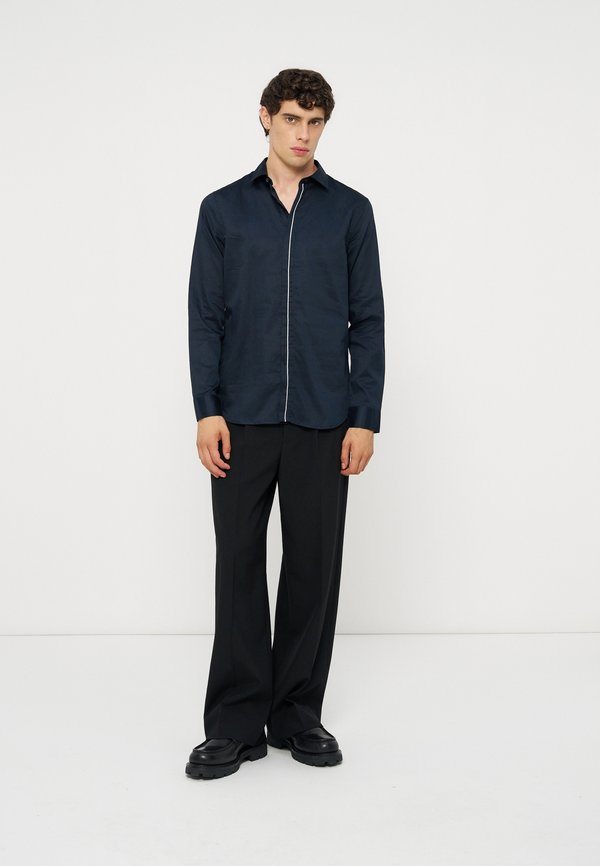 Armani Exchange