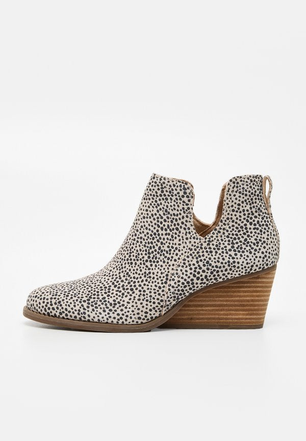 TOMS GWEN