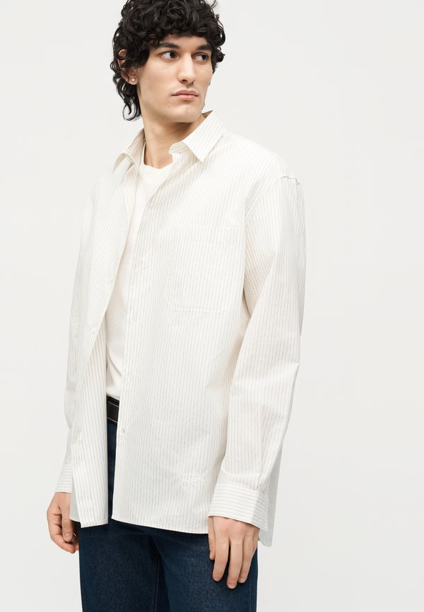 Maison Kitsuné STRIPED OVERSIZE SHIRT