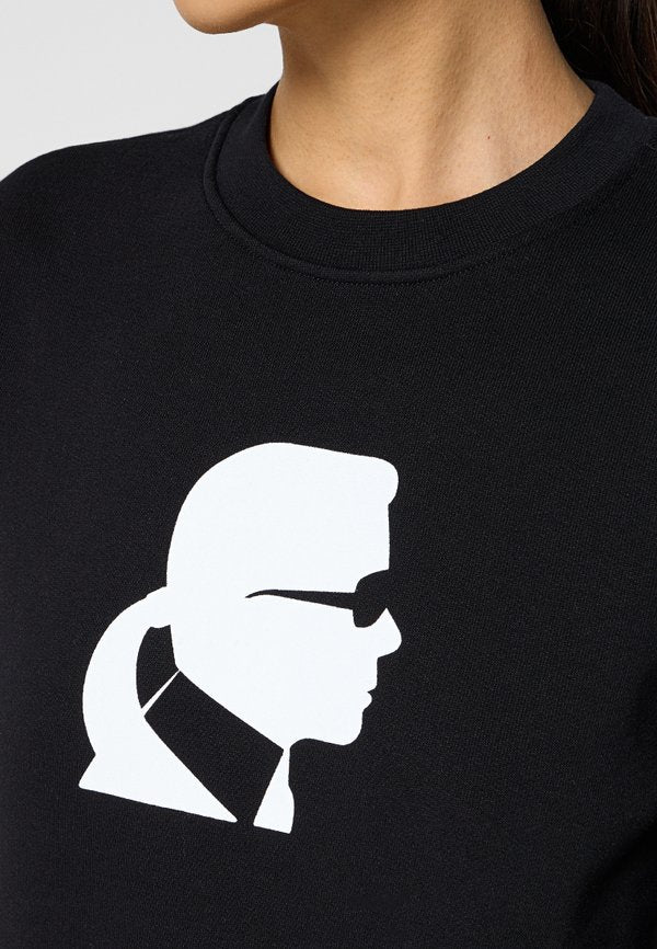 KARL LAGERFELD CAMEO