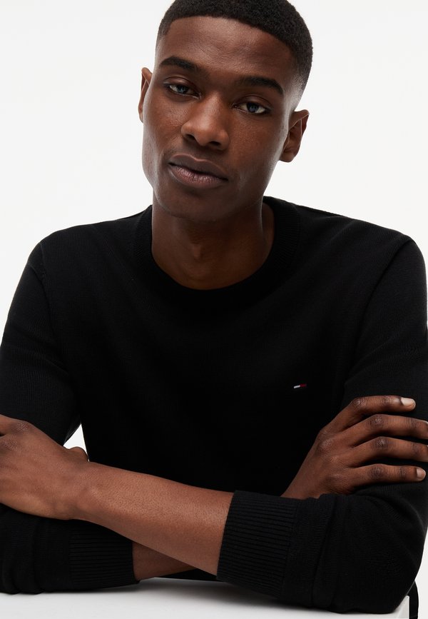 Tommy Jeans SLIM ESSENTIAL LIGHT SWEATER