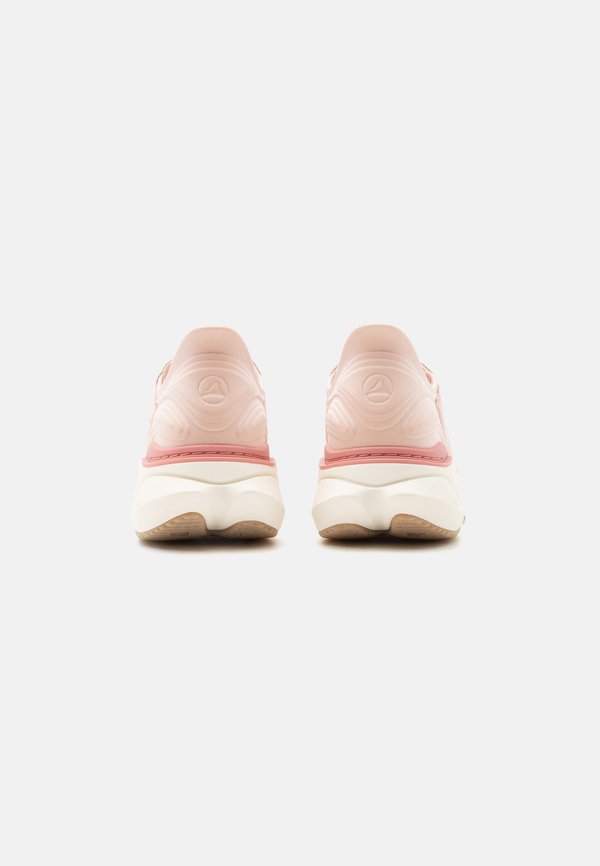 Clarks PACE