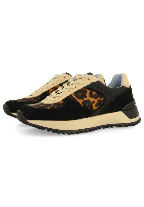 Gioseppo  LEOPARDO POTTER
