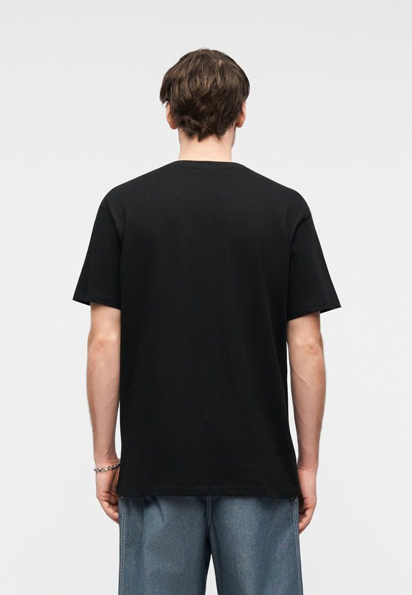 Santa Cruz AD COLLAGE FRONT UNISEX
