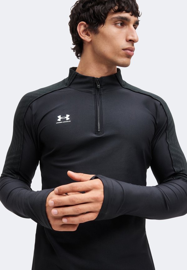 Under Armour CHALLENGER PRO