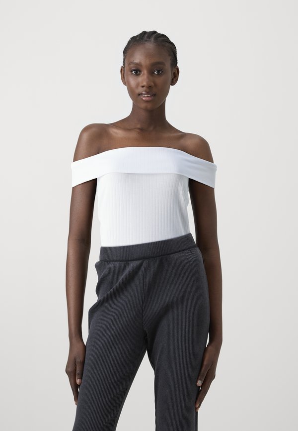 Pieces PCMARGO OFF SHOULDER