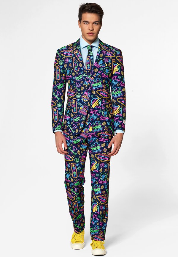 OppoSuits MR VEGAS