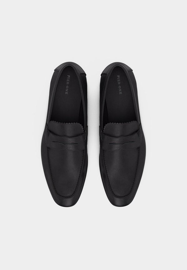 Pier One by Zalando