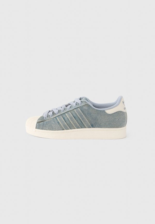 adidas Originals SUPERSTAR II UNISEX - Trainers - blue-grey/off-white
