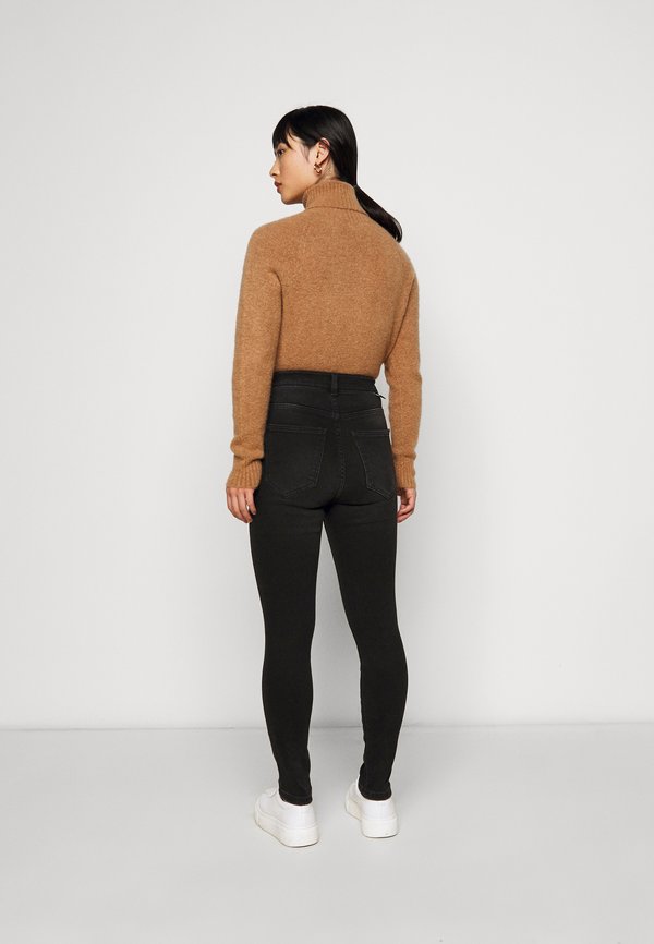 Dr.Denim Petite MOXY