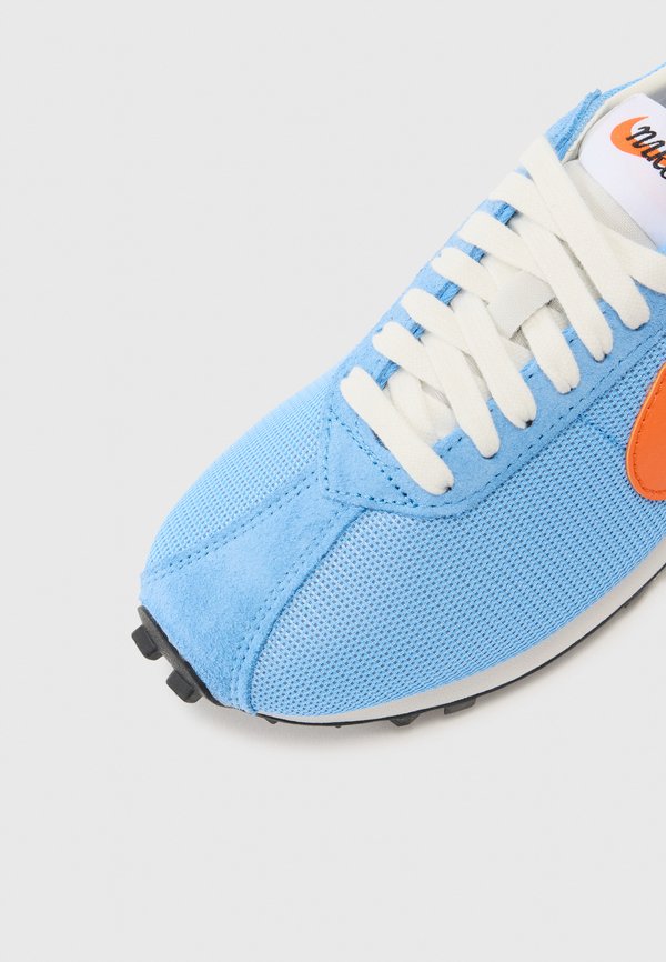 Nike Sportswear LD 1000