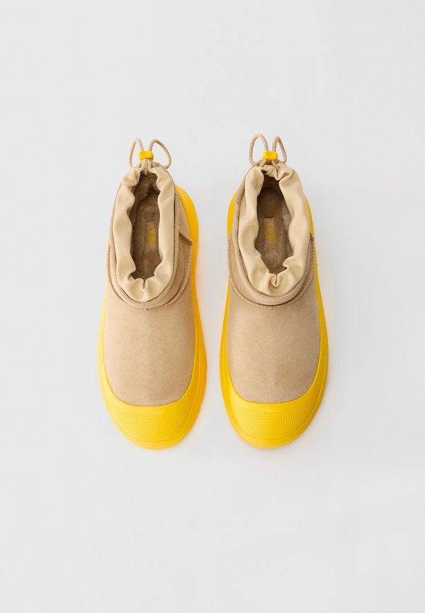 UGG ULTRA UNISEX