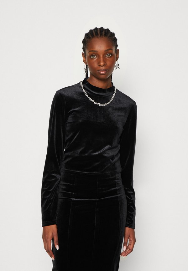 Pieces PCSACHA HIGH NECK CROP