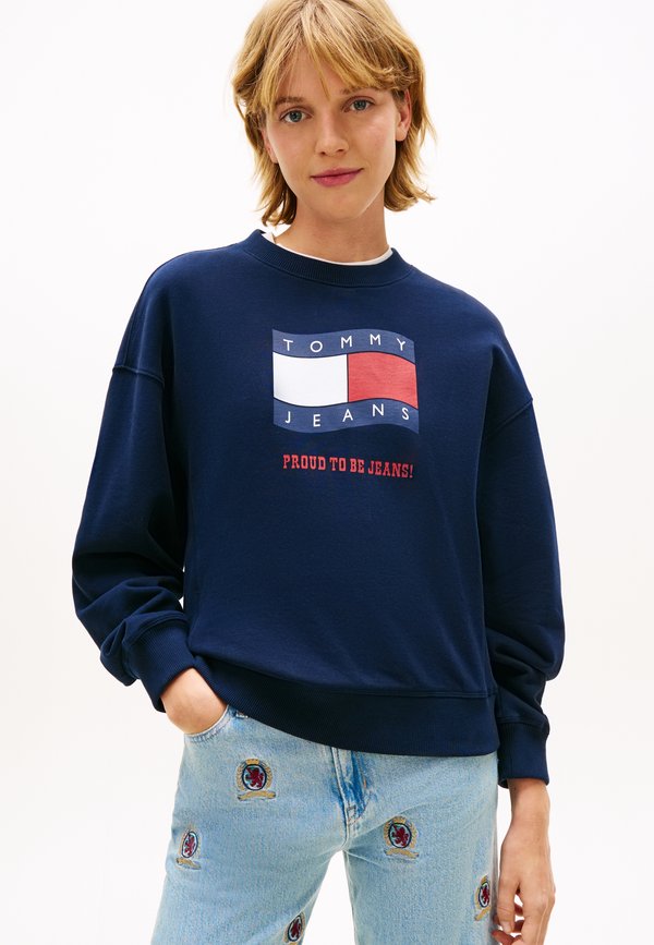 Tommy Jeans WAVY FLAG SUEDED TERRY BOXY SWEATSHIRT