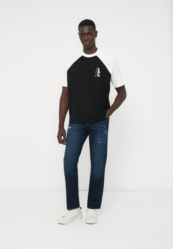 Armani Exchange