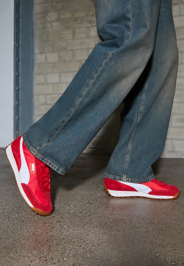 Puma EASY RIDER UNISEX