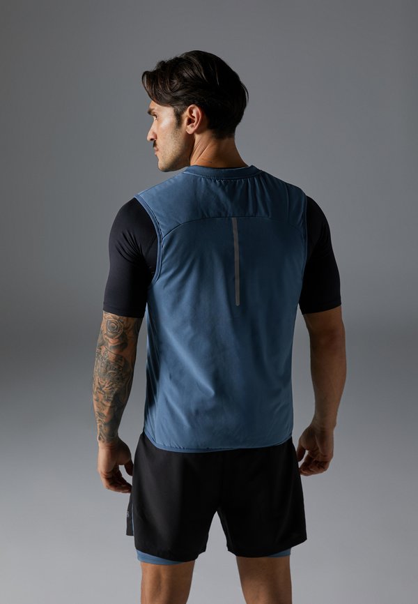 Pier One Sport by Zalando SLEEVELESS ZIP UP TRAINING GILET WITH POCKETS
