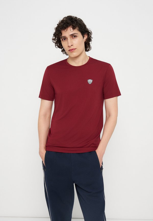EA7 Emporio Armani