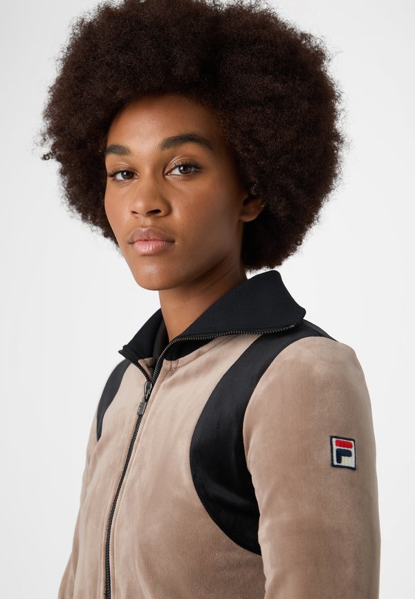 Fila ADRIANO SLIM  TRACK