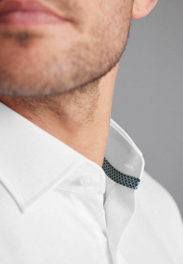 Next SIGNATURE TEXTURED WITH TRIM DETAIL REGULAR FIT DOUBLE CUF