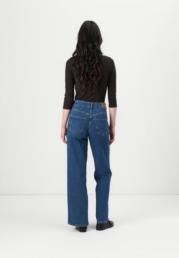 Vero Moda Wide-fit VMTESSA High rise Wide Fit - Cropped