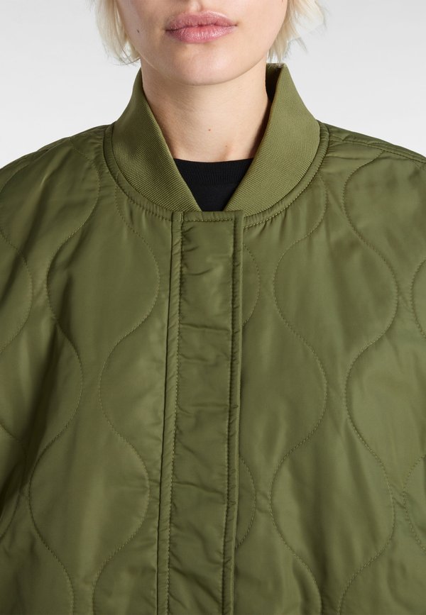 Vans BENNETT QUILTED BOMBER