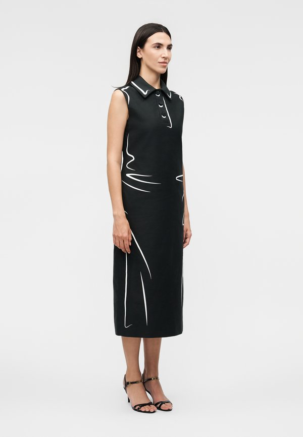 MOSCHINO