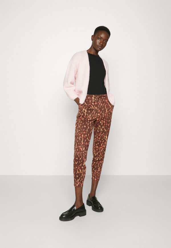 b.young BYRIZETTA AOP
