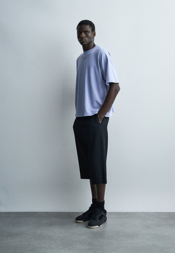 GCDS  LABEL STONE WASHED