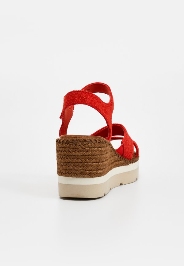 TOMS DARYA
