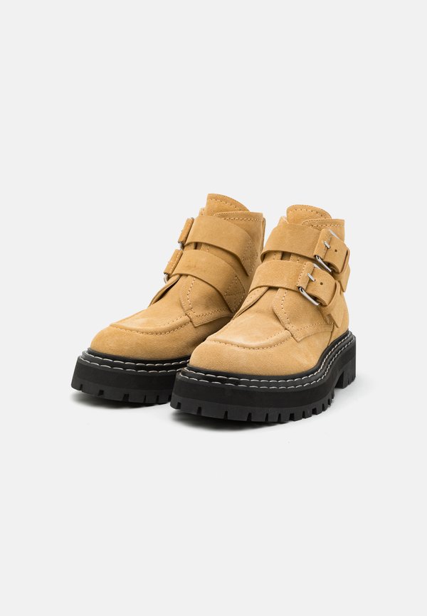 Proenza Schouler LUG SOLE BUCKLE