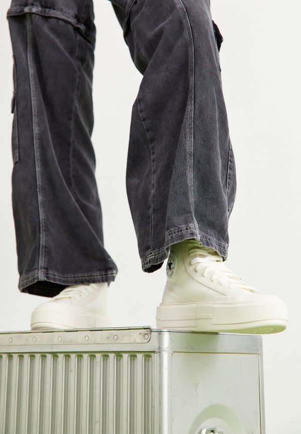 Converse CHUCK TAYLOR ALL STAR CRUISE