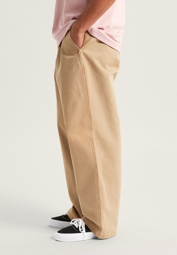 Vans AUTHENTIC CHINO PIGMENT OVERDYE PANTS