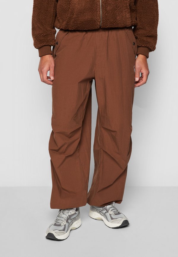 Karl Kani SMALL SIGNATURE PARACHUTE