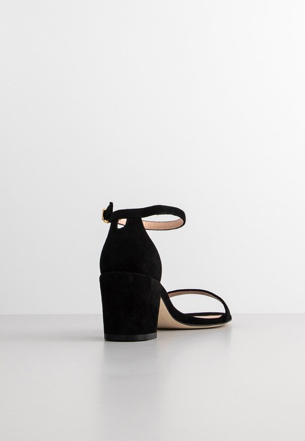 Stuart Weitzman