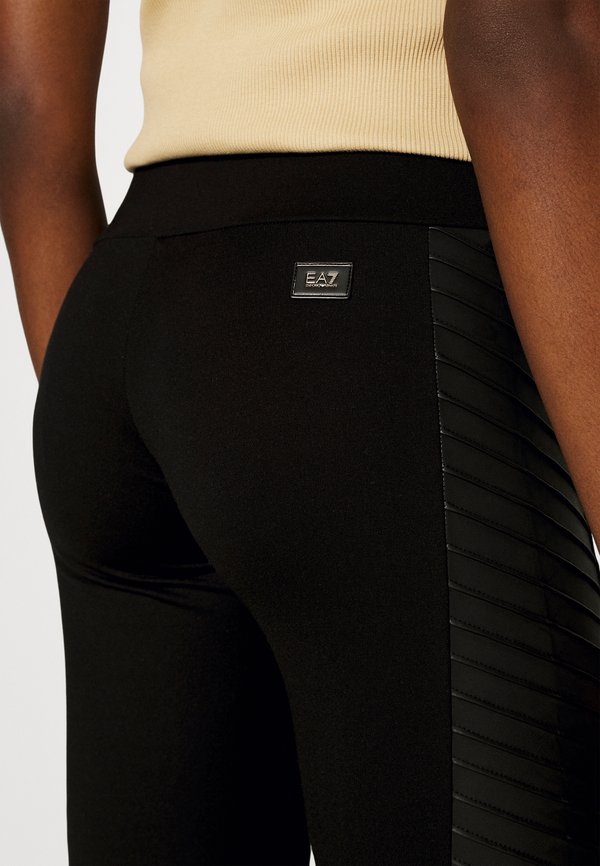 EA7 Emporio Armani