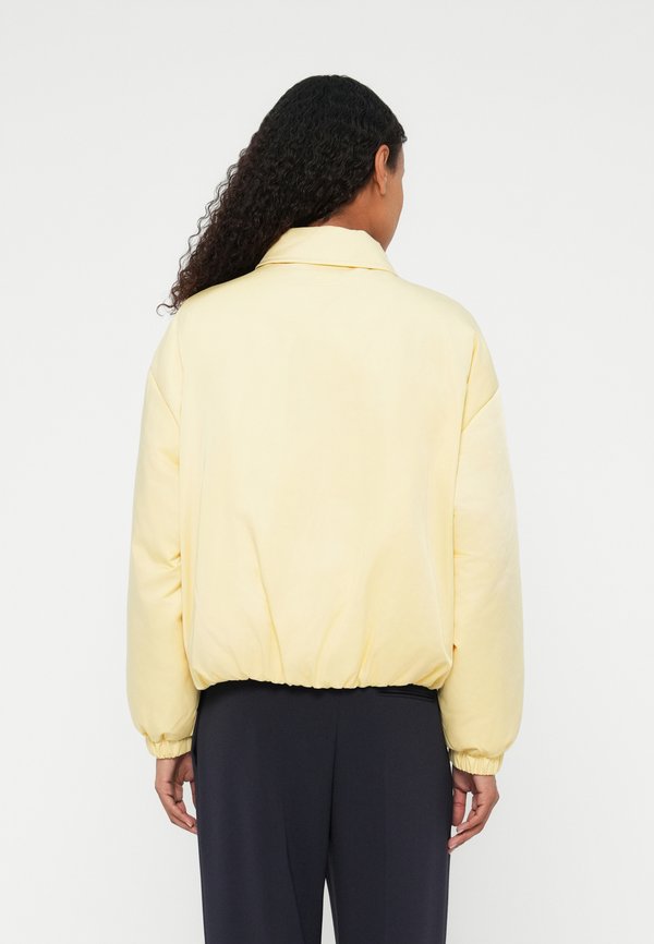 Tommy Hilfiger WATER REPELLENT SATIN RELAXED PADDED JACKET