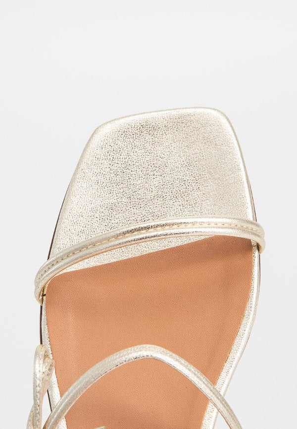 Claudie Pierlot