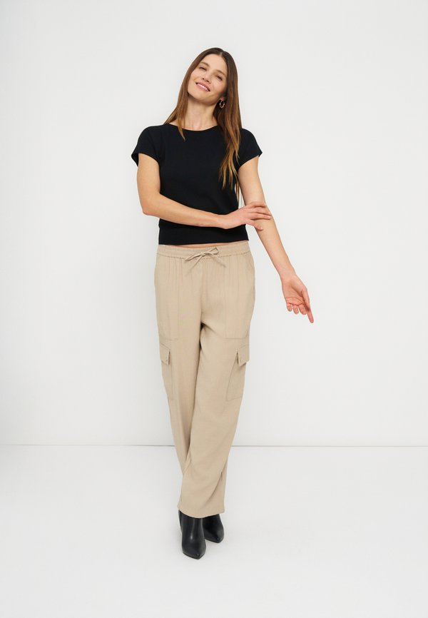 Anna Field by Zalando KNITTED TSHIRT
