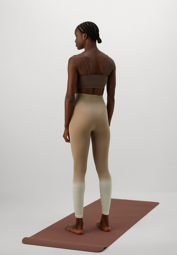 Yogasearcher KAVALI