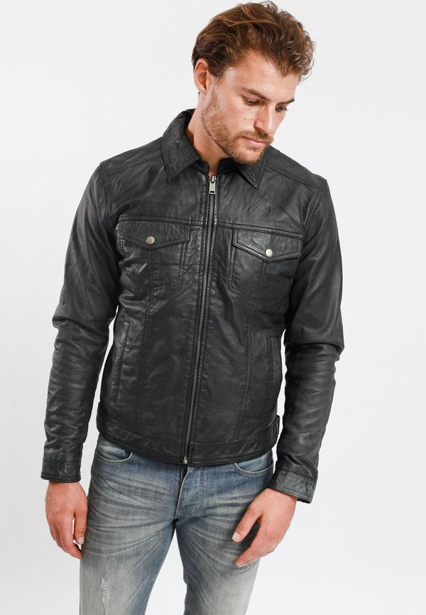Lee Cooper